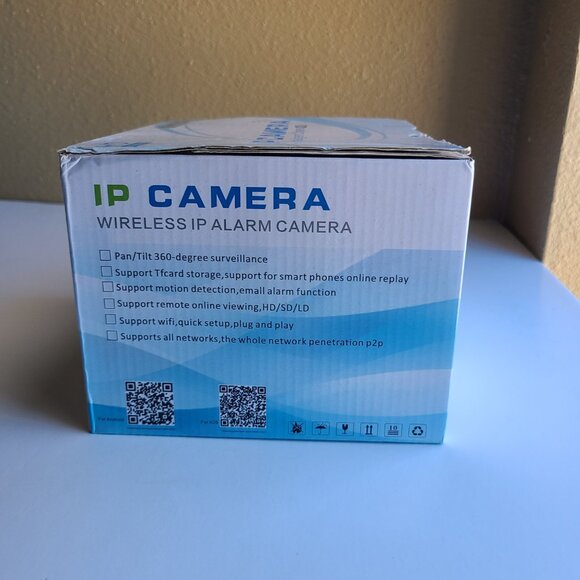 IP camera HD wifi pan/tilt with wall mount kit - Picture 3 of 5